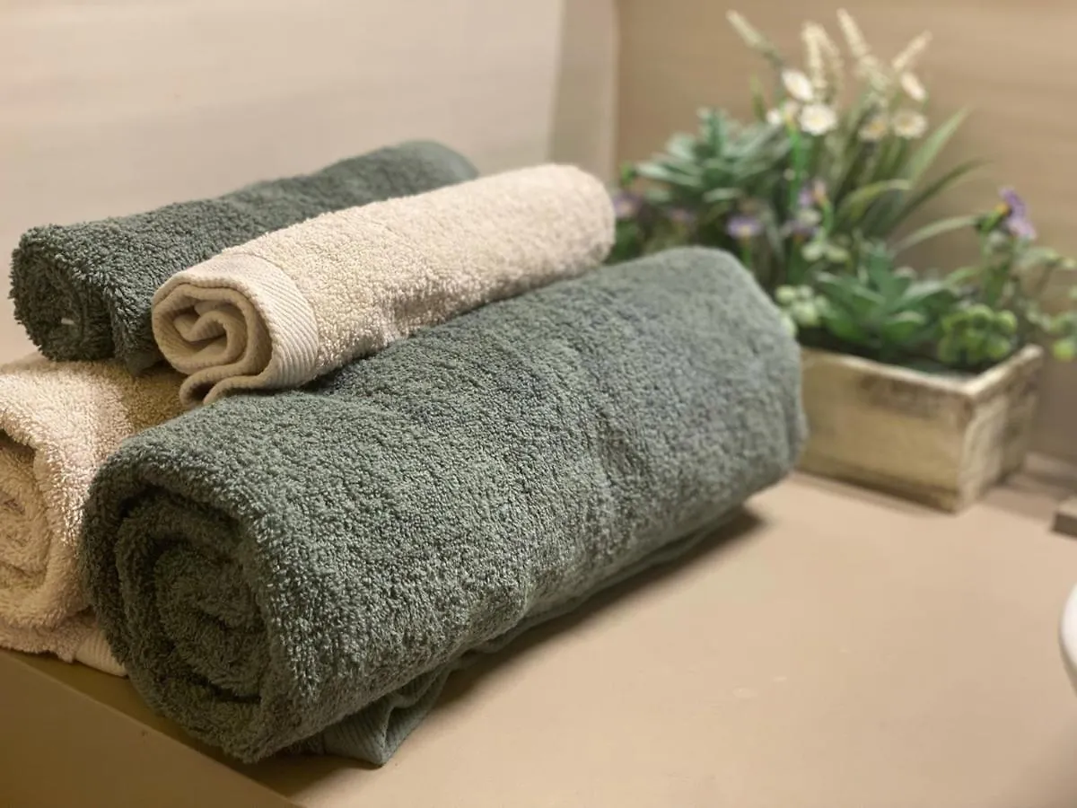 Strada Maggiore 51 Comfortable Studio Apartment Bologna