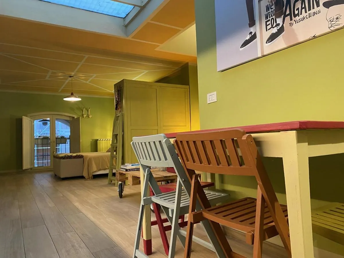 Strada Maggiore 51 Comfortable Studio Apartment Bologna