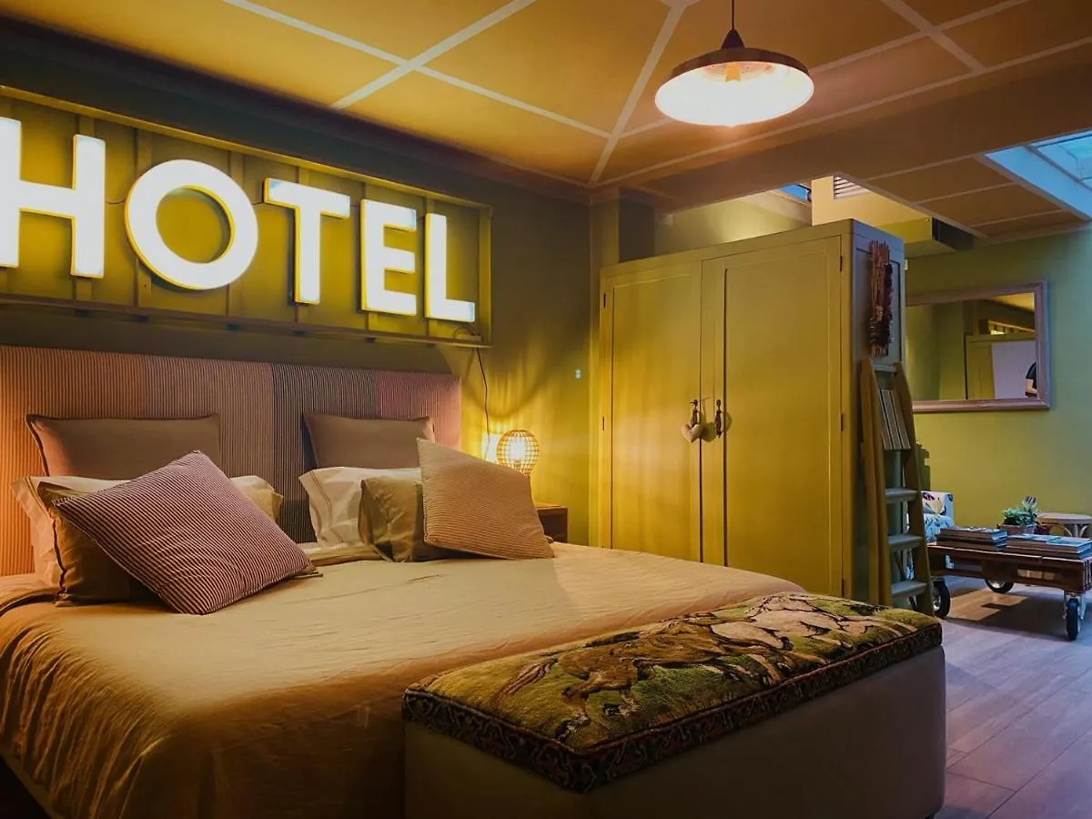 Strada Maggiore 51 Comfortable Studio Apartment Bologna